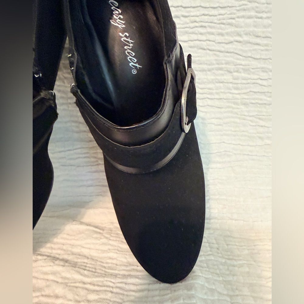 Easy Street Della Black Women's Heeled Shoes - Picture 11 of 12